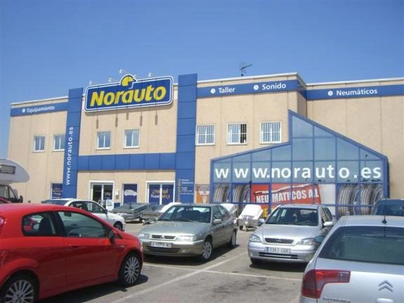 NORAUTO TUNING - Repuestos en Pozuelo - Motor - Norauto, por tu seguridad.  Servicios taller, neumáticos al mejor precio, productos de mantenimiento,  tuning, car audio y multimedia