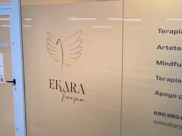 EKARA Terapia