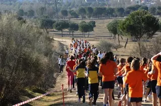 Más de 700 corredores participan en el Cross de Invierno organizado el Ayuntamiento de Pozuelo