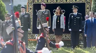 Pozuelo de Alarcón rinde homenaje a la Bandera de España con motivo de la Fiesta Nacional