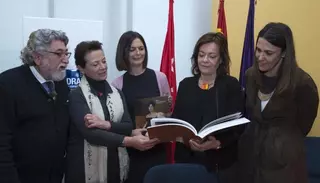 El Ayuntamiento firma un acuerdo con la Comunidad de Madrid para que la pintura de los Madrazo vuelva a Pozuelo