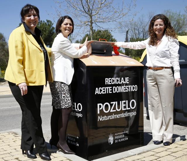 El Ayuntamiento  facilita el reciclado de aceite doméstico con la instalación de 12 nuevos contenedores en el municipio