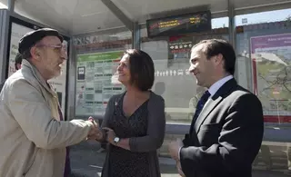 Una docena de marquesinas de autobuses contarán con Puntos de Información al Viajero