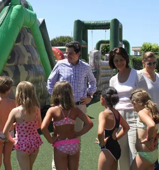 Más de 2.000 niños y jóvenes participan este verano en las colonias deportivas municipales