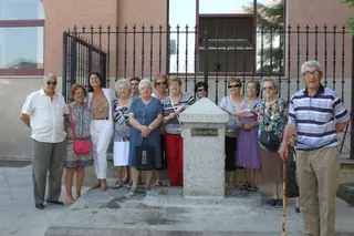 El Ayuntamiento recupera la “Fuente del Cura” en la Plaza de Padre Vallet