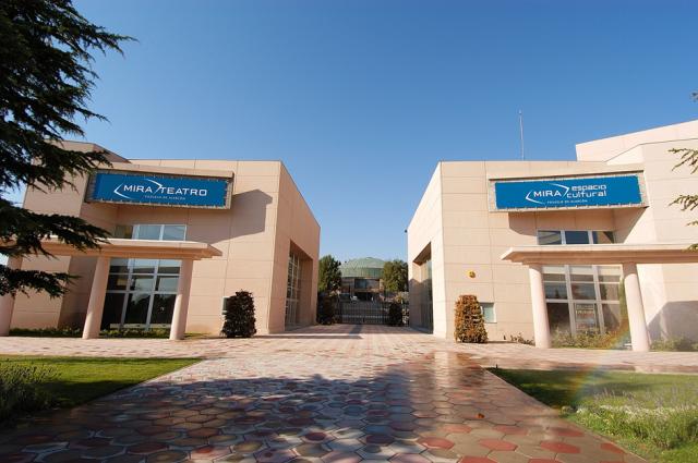 El plazo de preinscripción en los talleres culturales, abierto hasta el 31 de agosto