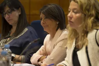 El Ayuntamiento ha reducido su deuda en casi 18,5 millones y anuncia bajada de impuestos con nuevas bonificaciones fiscales para el próximo año
