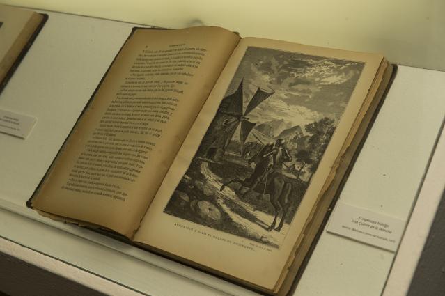 La Biblioteca Miguel de Cervantes acoge una exposición de ilustraciones de El Quijote