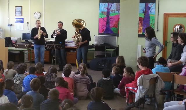 El Ayuntamiento fomenta la educación musical en los centros educativos del municipio