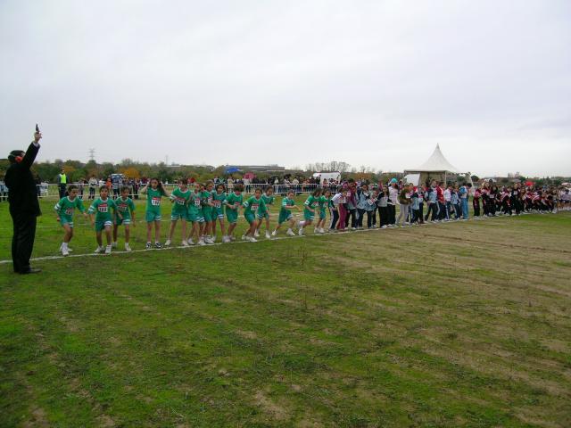Más de un millar de jóvenes corrieron en el Cross Día del Maestro
