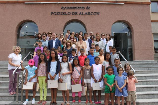 24 niños de los campos de refugiados saharauis de Tinduf pasarán el verano con familias de Pozuelo