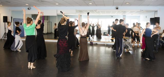 La bailarina Aída Gómez imparte un taller coreográfico de Danza Española en el MIRA Teatro