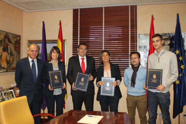 El Ayuntamiento y tres empresas madrileñas colaboran en la organización de los “Premios Iniciativa”
