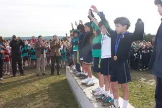 Un total de 2.000 escolares del municipio participaron en el encuentro deportivo “Campo a través de Navidad”