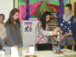 Los escolares de Pozuelo mejoran sus conocimientos científicos a través del proyecto “Experimentum”