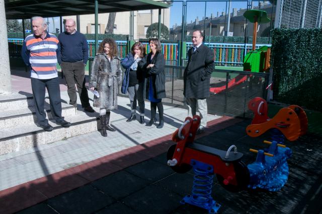 El Ayuntamiento remodelará las cocinas de los colegios Divino Maestro y las Acacias este verano