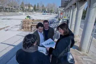 Avanzan a buen ritmo las obras de construcción de las seis pistas de pádel en el polideportivo el Pradillo