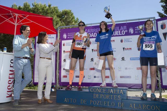 Más de un millar de corredores han participado hoy en la carrera popular “Ciudad de Pozuelo”