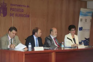 Pérez Quislant y García Escudero inauguraron hoy un curso que reúne en Pozuelo a expertos sobre las políticas de la Unión Europea