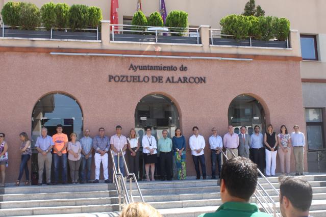 ﻿Pozuelo guarda un minuto de silencio por la última víctima de violencia de género en Madrid