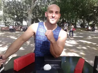Javier Ortiz, vecino de Pozuelo, se proclama campeón de España de 'Lucha de Brazos'