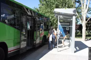 Pozuelo refuerza las líneas circulares de autobuses