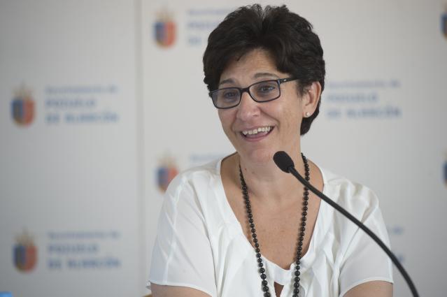 Susana Pérez Quislant anuncia que las mesas de contratación podrán seguirse en directo por la web