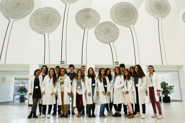 El Hospital Puerta de Hierro recibe a los alumnos del programa 4º ESO+Empresa