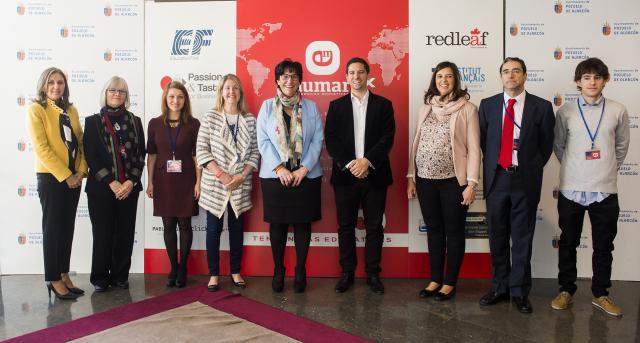 El MIRA Teatro acoge a más de 500 docentes y expertos para debatir sobre el futuro de la educación