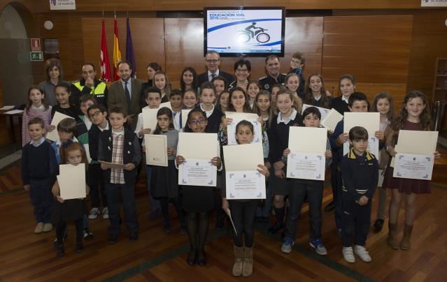 La alcaldesa, Susana Pérez Quislant, ha entregado los galardones en un acto celebrado en la Sala La Capilla del Consistorio