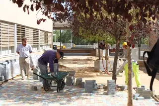 Pérez Quislant comprueba el final de las obras de mejora realizadas en distintas instalaciones municipales este verano