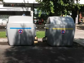 Pozuelo de Alarcón prueba 30 nuevos contenedores de basura menos ruidosos, más resistentes y con mayor capacidad de recogida