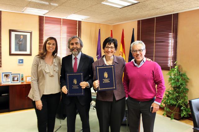El Ayuntamiento de Pozuelo de Alarcón podrá emitir desde ahora el Carné Joven de la Comunidad de Madrid