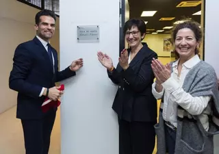 El Ayuntamiento rinde homenaje a Antonio Najarro y da el nombre a una de las aulas de la EMMD