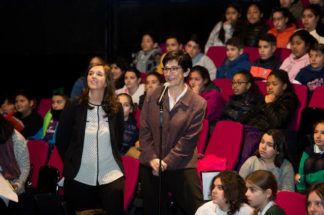 Alumnos de Pozuelo de Alarcón llenan el MIRA Teatro para realizar una conexión en directo con la Antártida