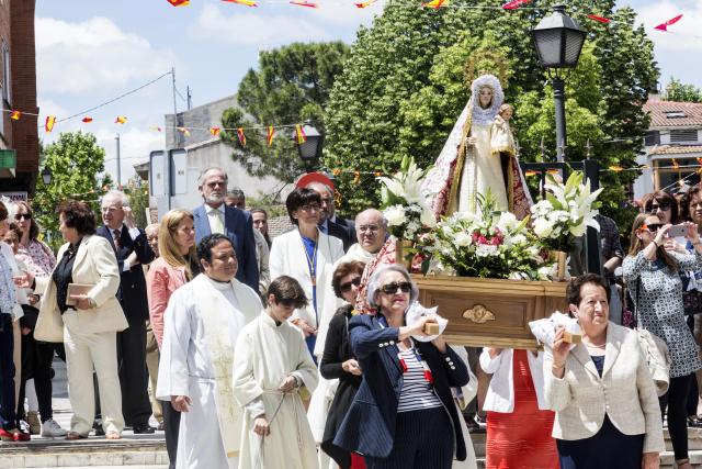 ﻿Las fiestas de Húmera concluyeron con la misa, la procesión y los juegos infantiles