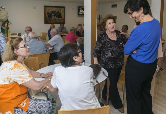 El Ayuntamiento ha ofertado este curso cerca de 3.000 plazas para las actividades y talleres de los centros municipales de mayores