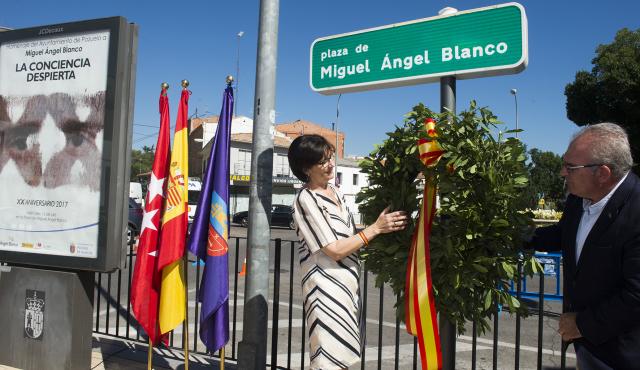 Pozuelo de Alarcón rinde homenaje a Miguel Ángel Blanco en el XX Aniversario de su secuestro y asesinato