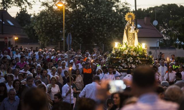  La misa y procesión en honor a la Virgen del Carmen pusieron anoche el broche final a las Fiestas del Carmen de Pozuelo