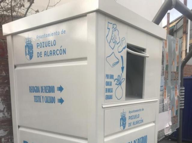 El Ayuntamiento instala 40 contenedores para la recogida de ropa, textil y calzado en la vía pública