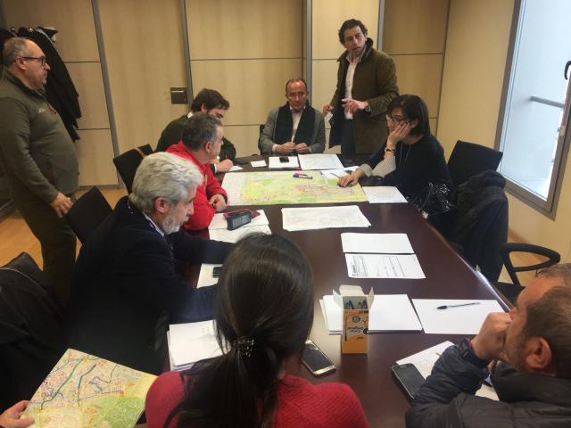 El Ayuntamiento supervisa las medidas puestas en marcha tras la nevada de esta mañana