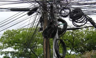 Vecinos por Pozuelo exige al Ayuntamiento el despliegue de fibra óptica comprometido