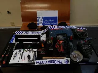 La Policía Municipal de Pozuelo detiene a dos hombres y recupera dos vehículos robados tras una persecución por la ciudad 