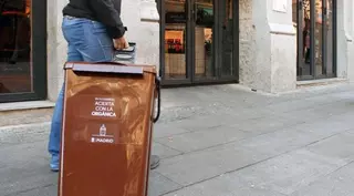 El Ayuntamiento instalará nuevos contenedores para optimizar el reciclaje de restos orgánicos
