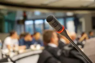 El Ayuntamiento organiza un ciclo de conferencias sobre empleo para trabajadores y desempleados