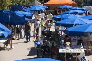 La Asociación Vecinos por Pozuelo muestra su indignación por el cambio de ubicación de la feria de asociaciones