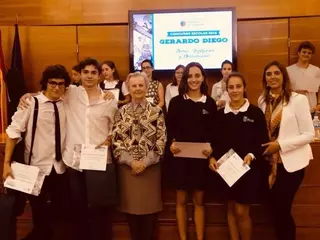 Alumnos de Secundaria de Pozuelo reciben los Premios del Concurso de Poesía, Ilustración y Declamación "Gerardo Diego