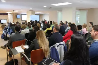 El Ayuntamiento ofrece un nuevo programa de cursos para comerciantes, empresarios y emprendedores