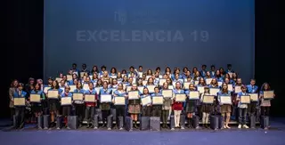 El Ayuntamiento reconoce la Excelencia y Mérito académico a los mejores estudiantes de Primaria y de Secundaria