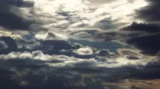 Cielos nubosos con probabilidad de lluvia en la jornada de hoy